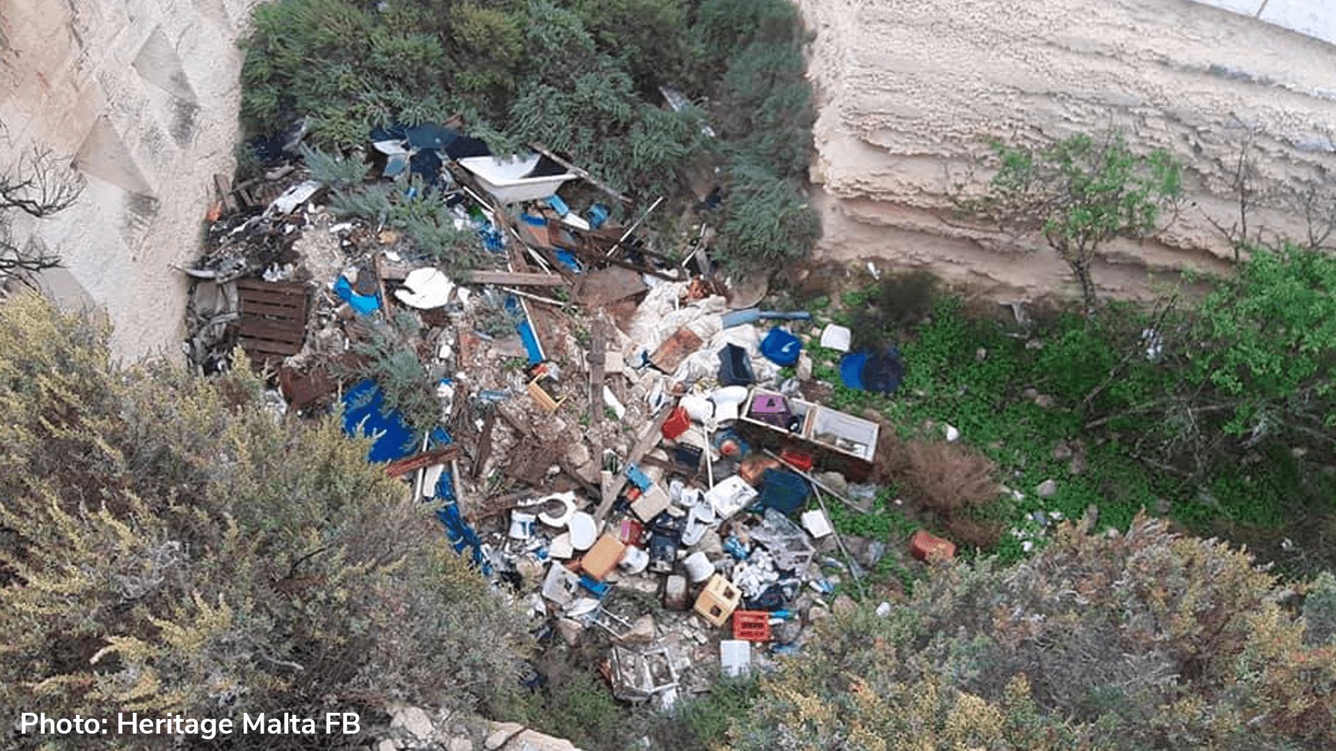Heritage Malta condemns waste-dump at Fort Delimara