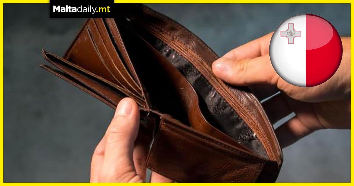 Survey reports uncomfortable standard of living and raised costs