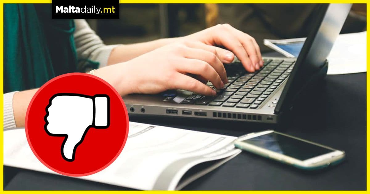 Woman who left negative apartment review ordered to pay €200