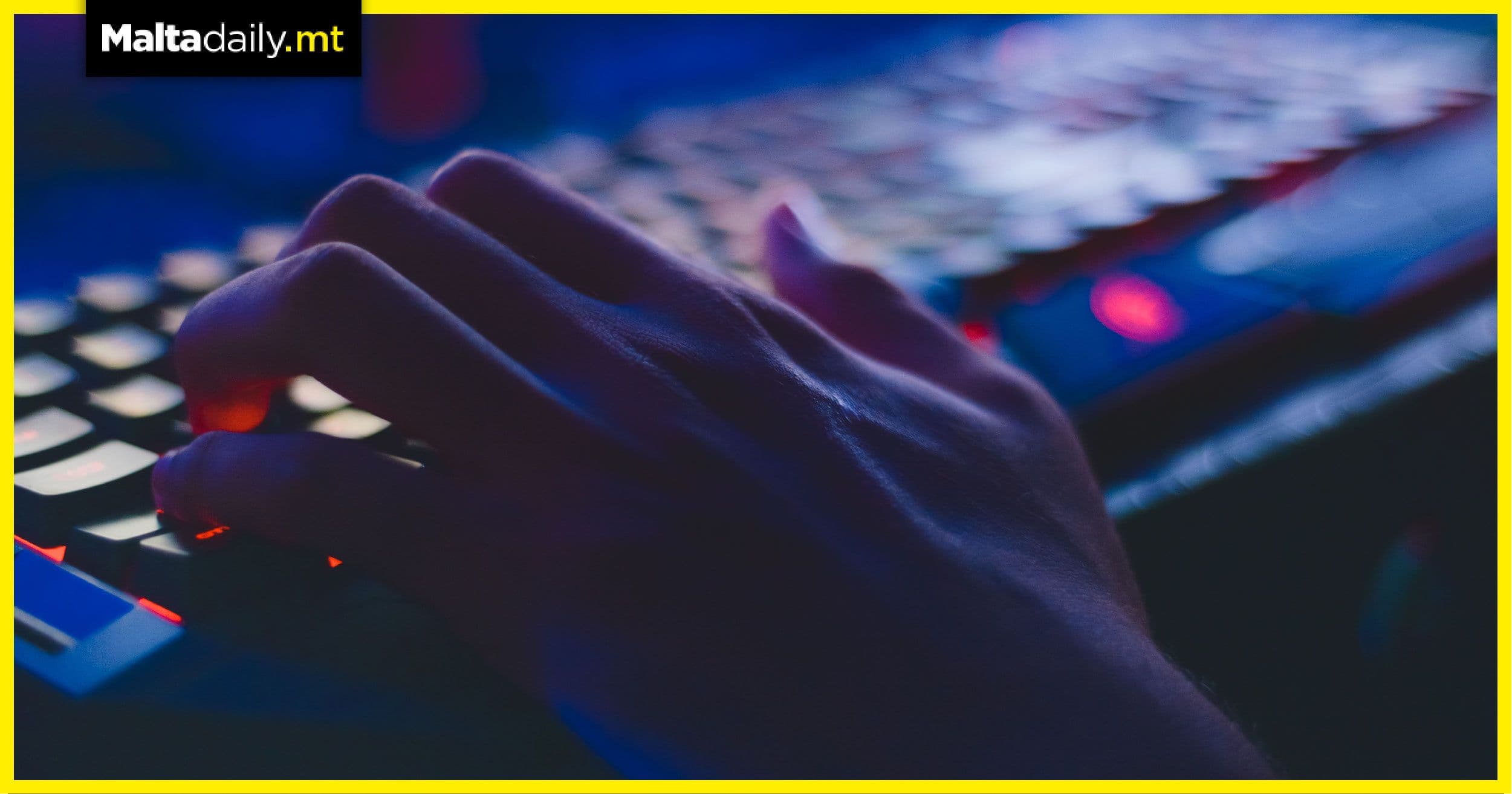 Police warn public of online scammers after theft of over €100,000