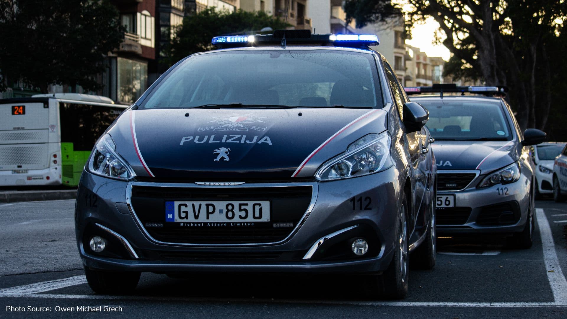 24-year-old man from Gambia arrested for robbing woman with knife