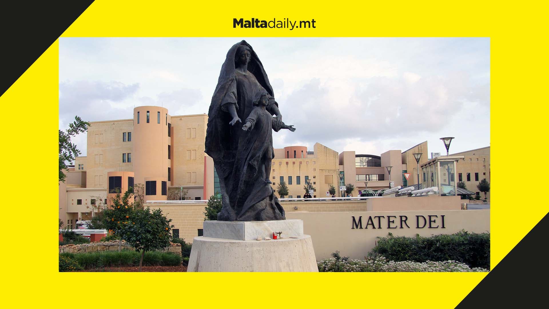 Six-year-old girl in critical condition due to dehydration & drinking sea water