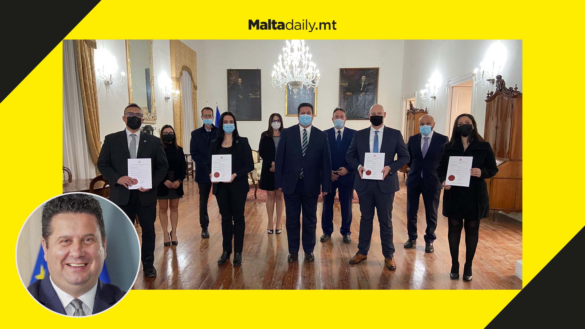 Justice Minister grants warrants to four new legal procurators