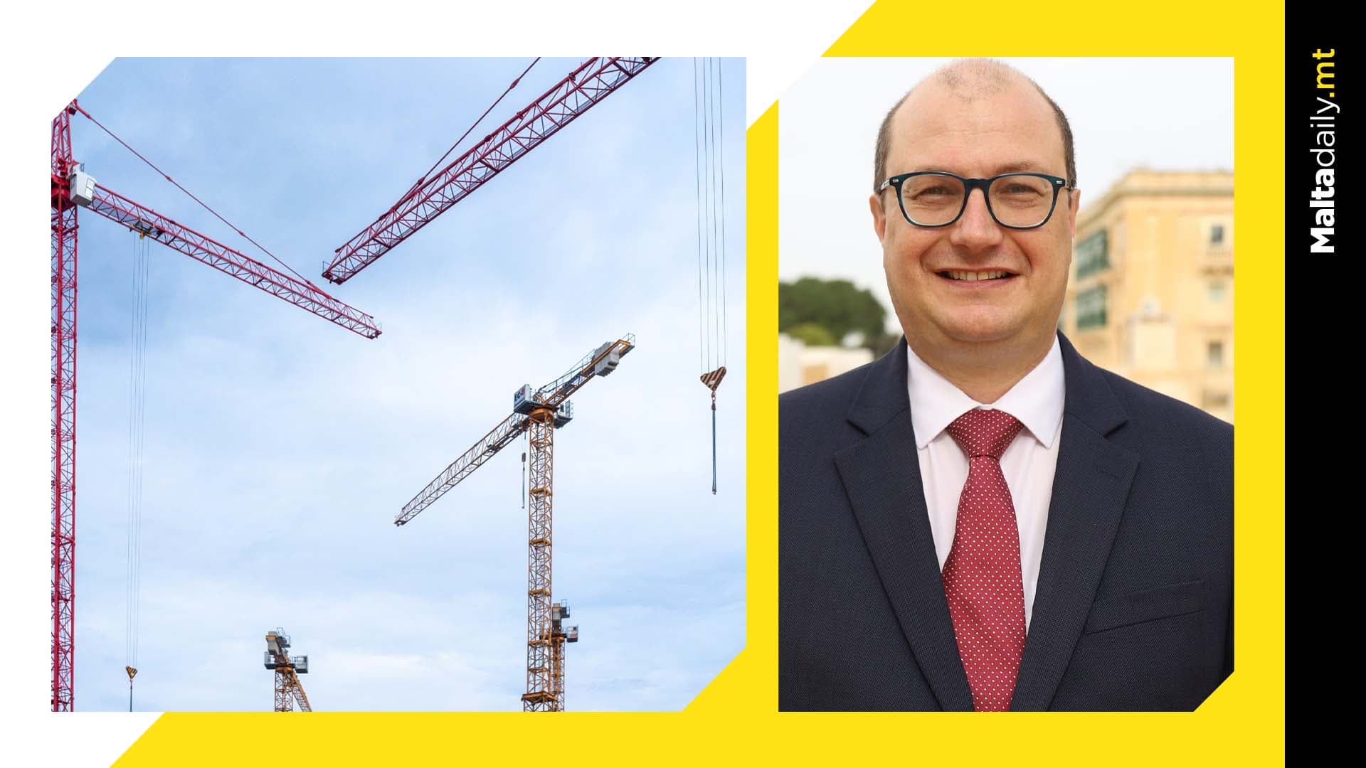 18 to 21: minimum construction license age to be raised