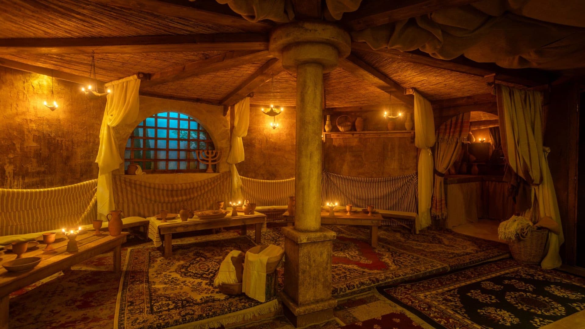 Santa Claus House Transformed into Easter Cross Display in Għajnsielem