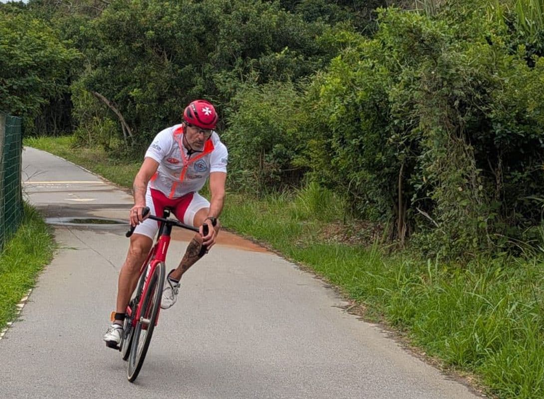 Fabio Spiteri powers into Day 4 of Double Deca Ironman