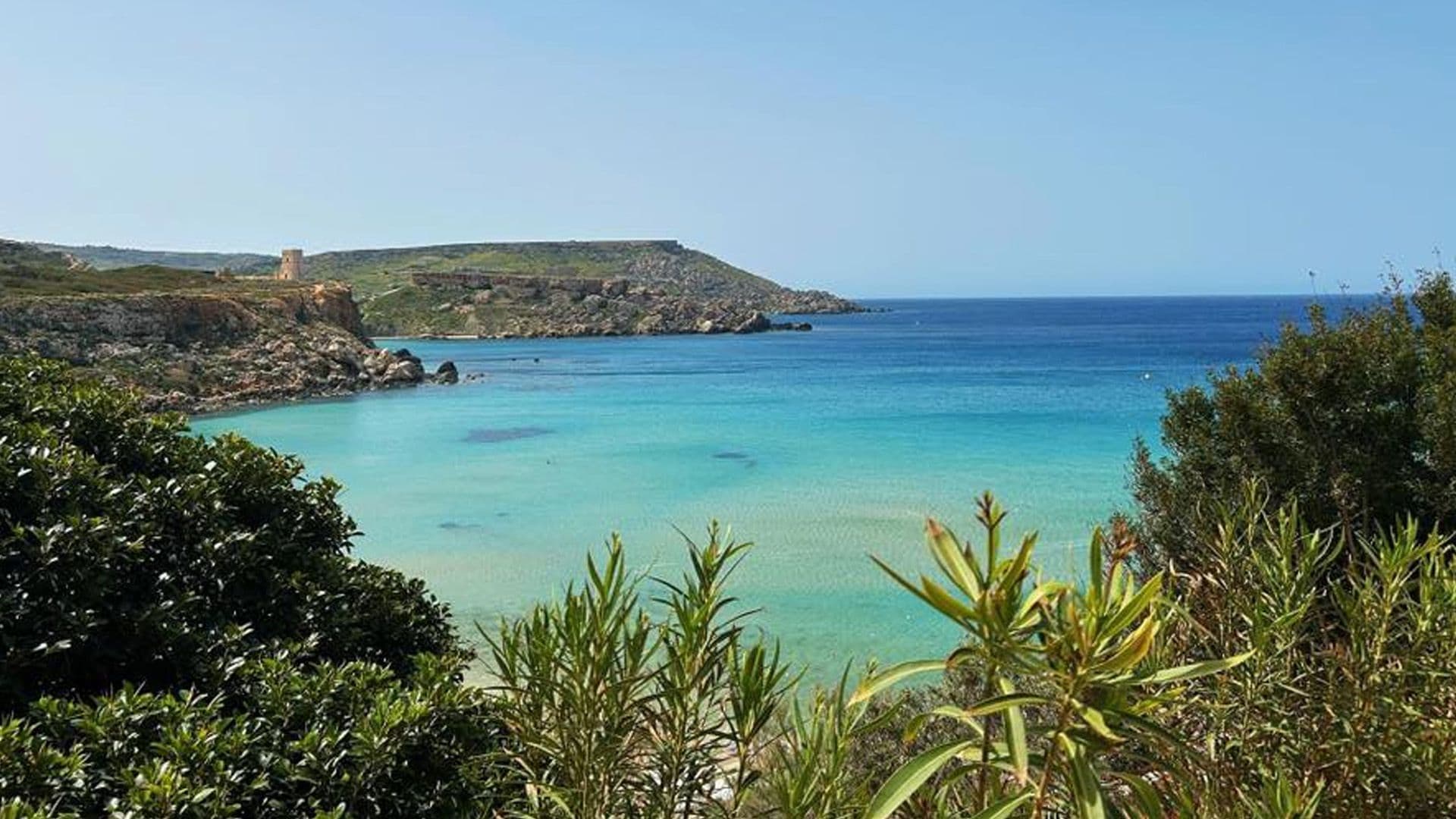 Sun’s Out! Temperatures Climb To 24°C As Summer Begins