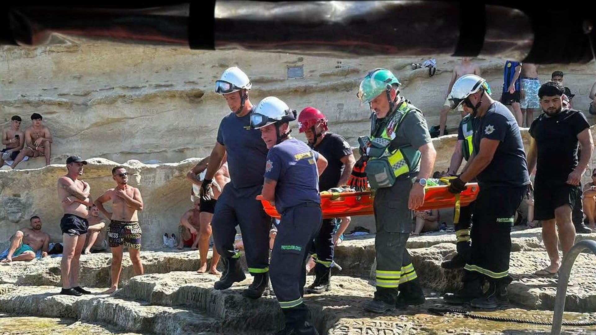 Civil Protection Rescue Person From St Peter’s Pool After Fall