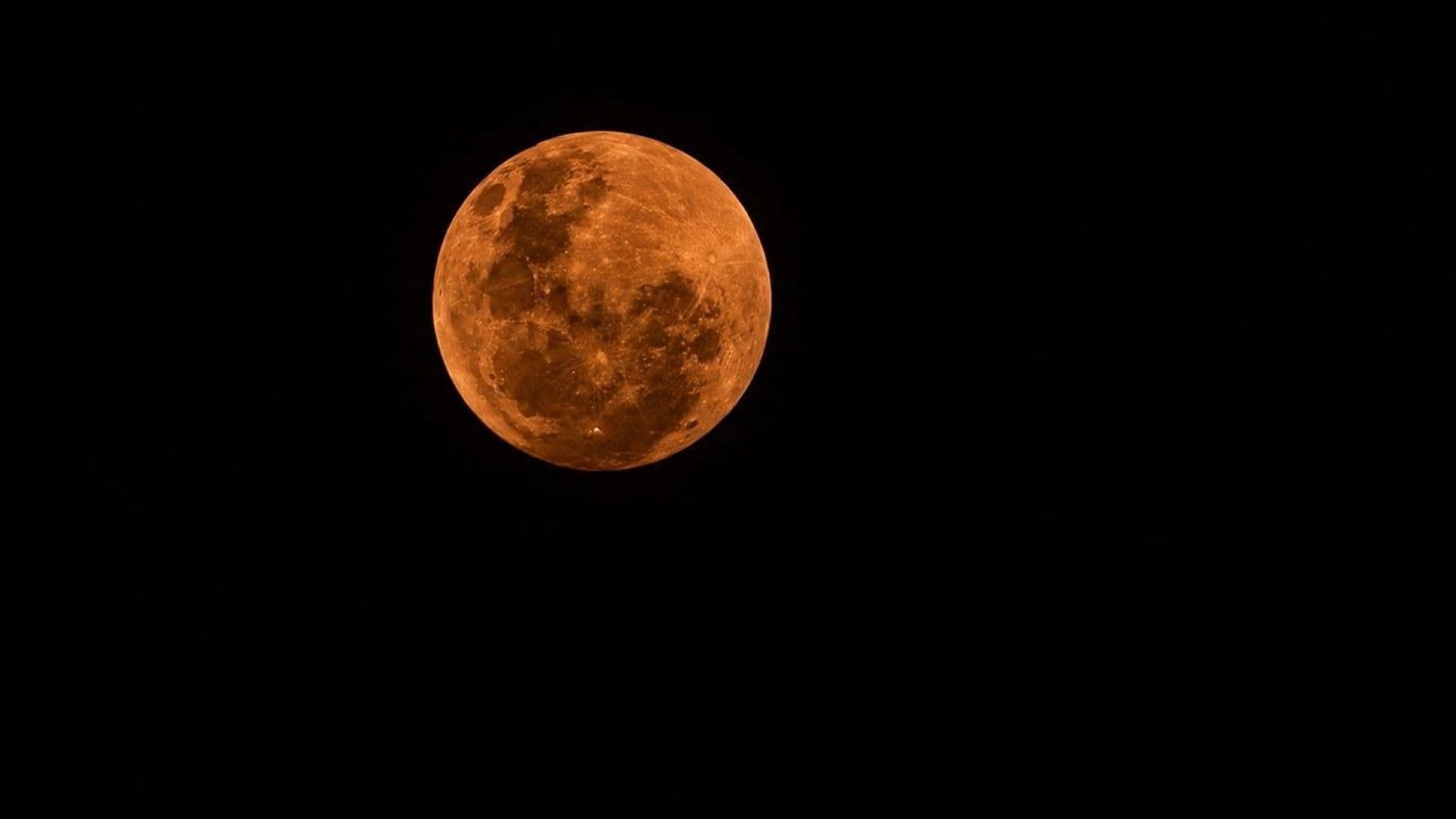 Locals Capture Stunning Moon Photos Over Maltese Skies