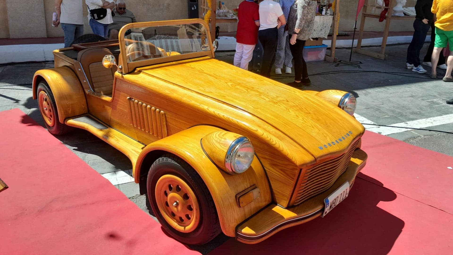 Local Record For Biggest Wooden Drive-Able Car
