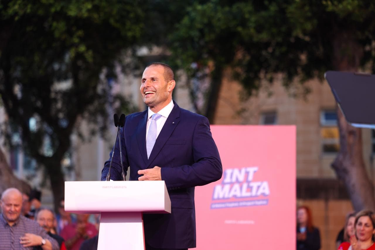ROBERT ABELA HIGHLIGHTS ECONOMIC GROWTH AND TEAM COMPETENCE AT MOSTA POLITICAL EVENT