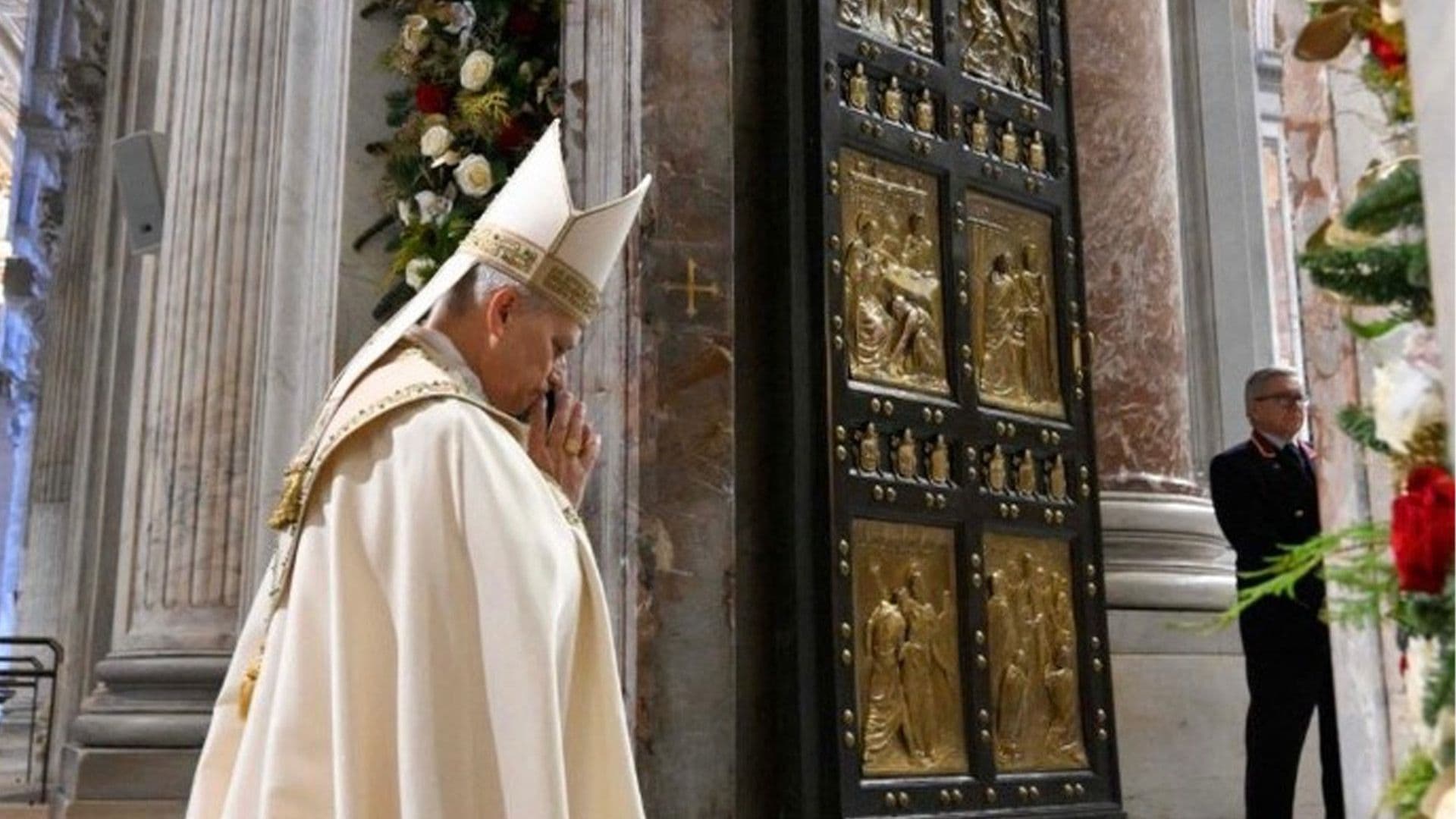 Pope Leo XIV Closes 2025 Vatican Holy Year