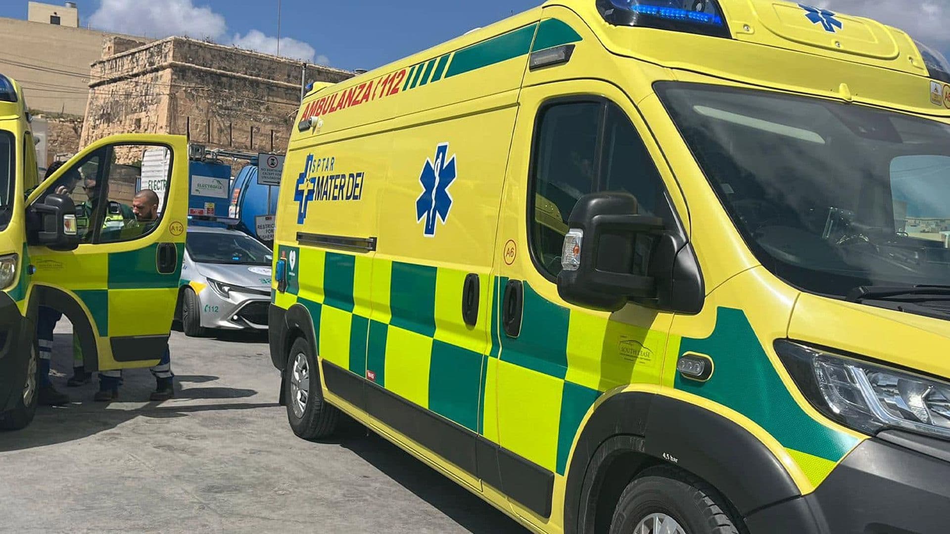 41 Year Old Man At Risk Of Dying After Being Hit by Car In Gżira