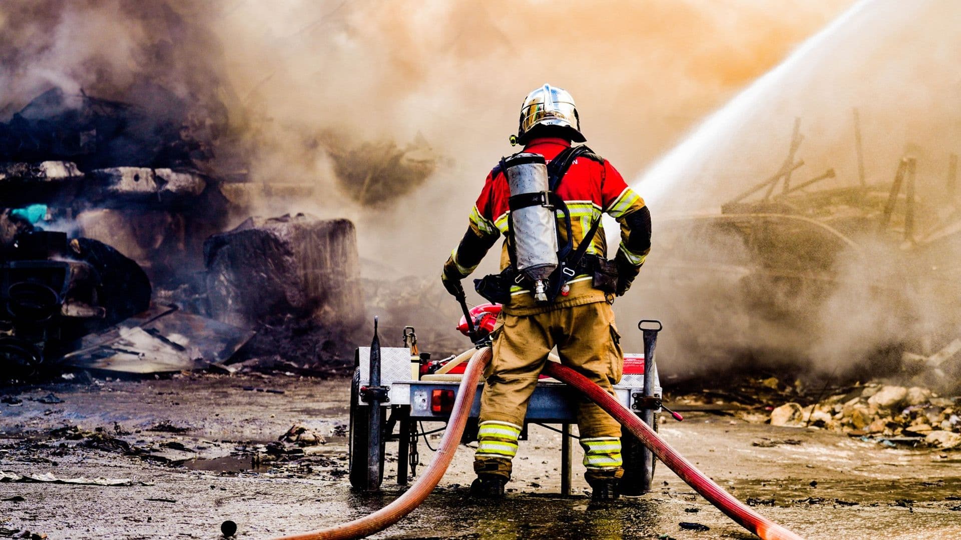 Civil Protection Fight Marsa Industrial Fire