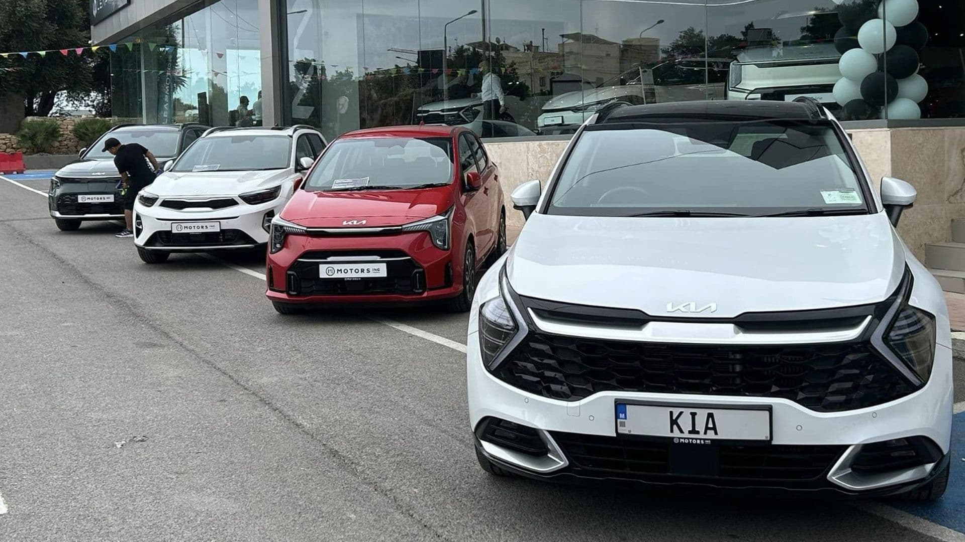 Motors Inc. Launches Festive Advent Calendar Campaign With Daily Offers