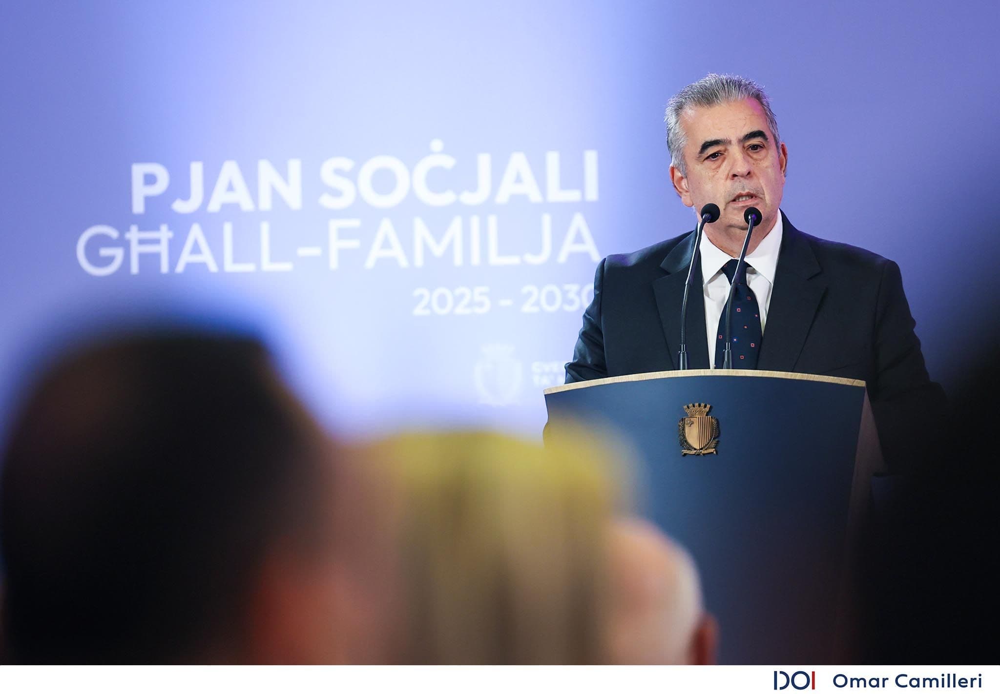 Social Plan 2025–2030 Launched To Improve Family Life