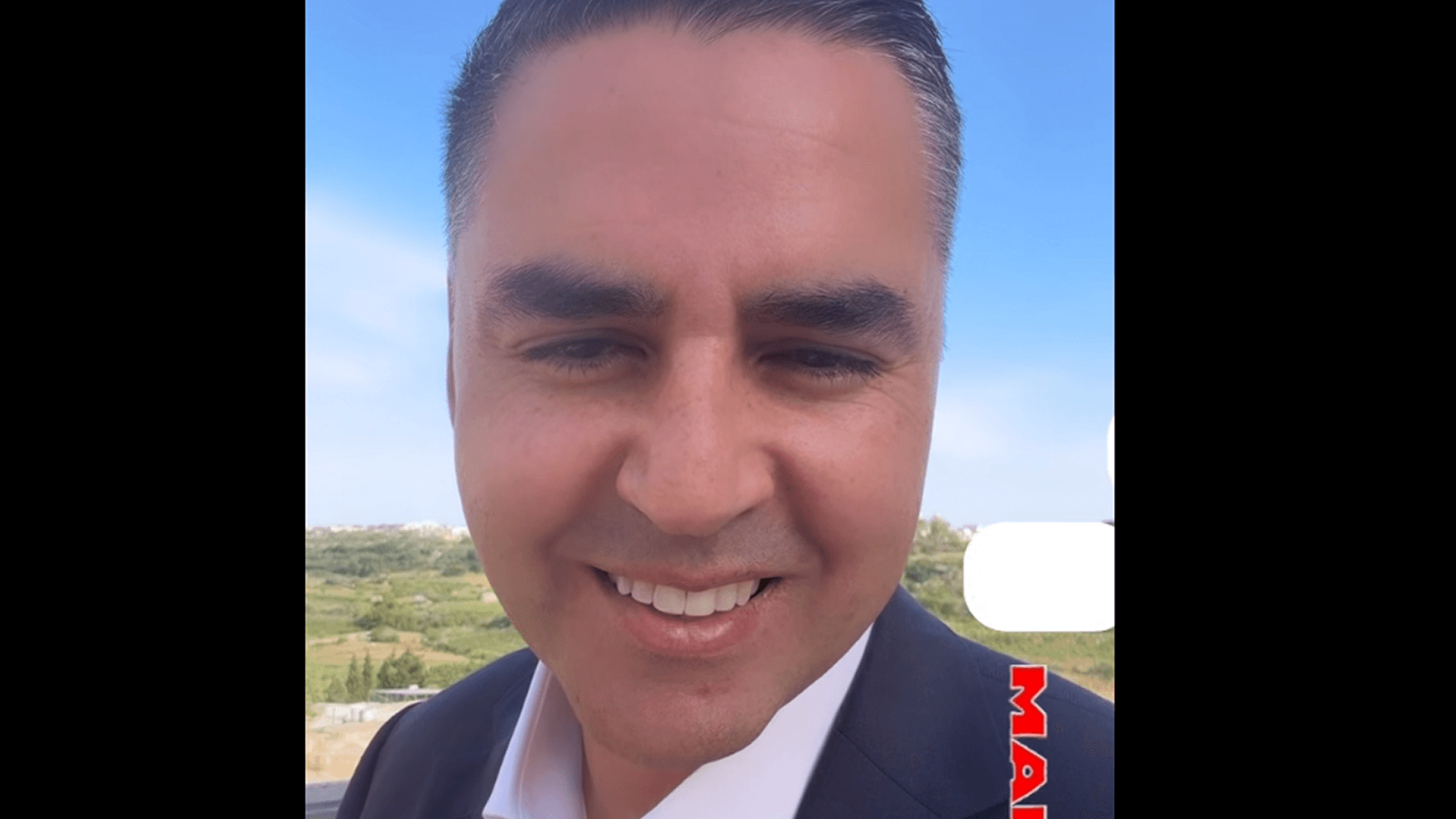 Ian Borg Welcomes First Passengers Onboard First Ever New York Delta Flight To Land In Malta