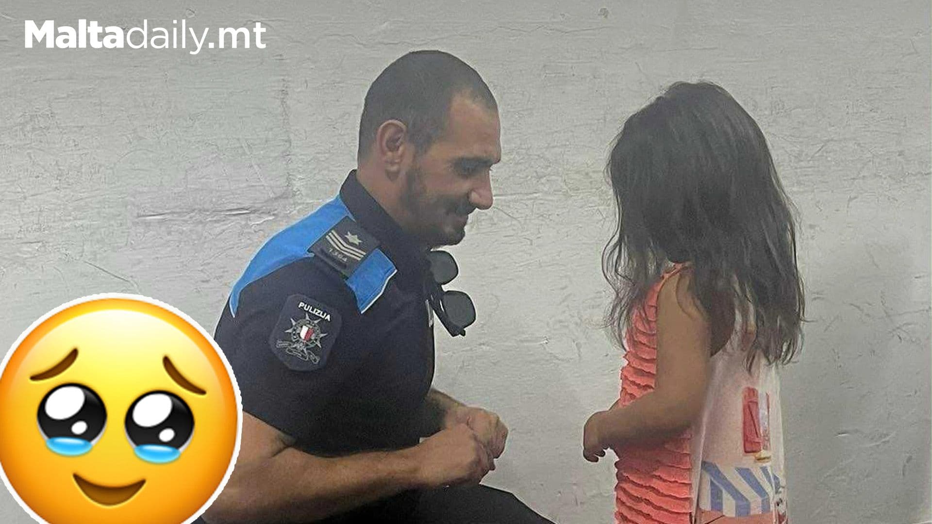 Police Sergeant Helps Reunite Lost Child With Parents During Local Festa