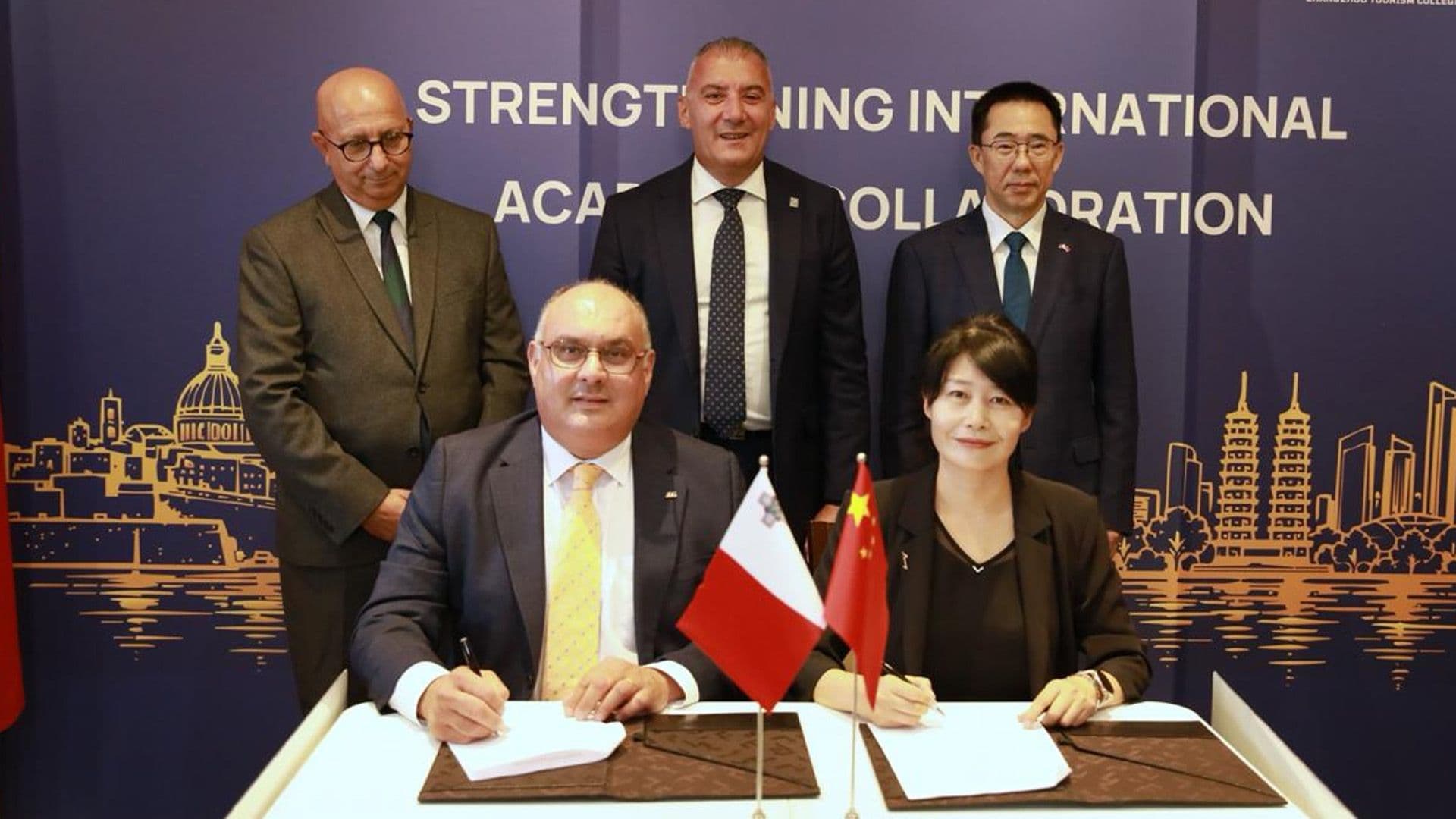 Agreement Between ITS And China’s Zhengzhou Tourism College Signed