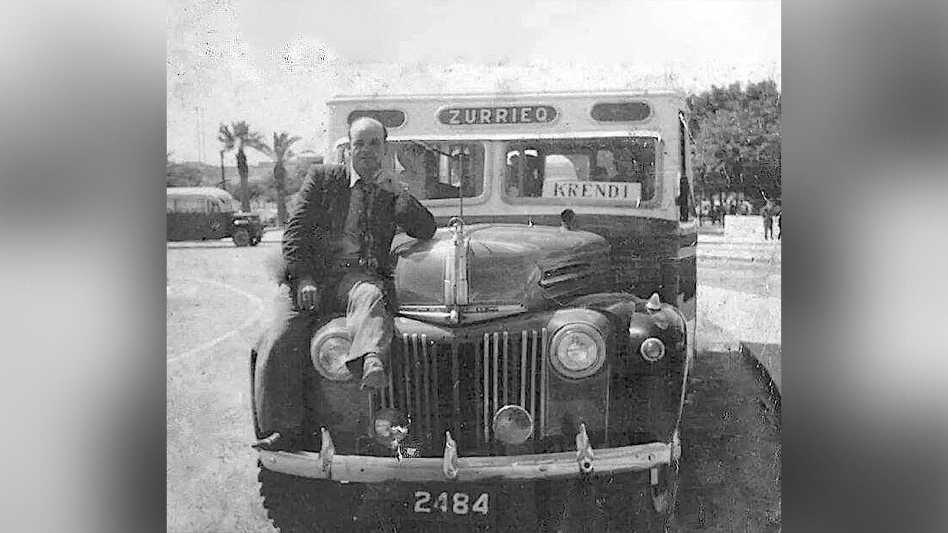 Take A Look At This Old Żurrieq Bus