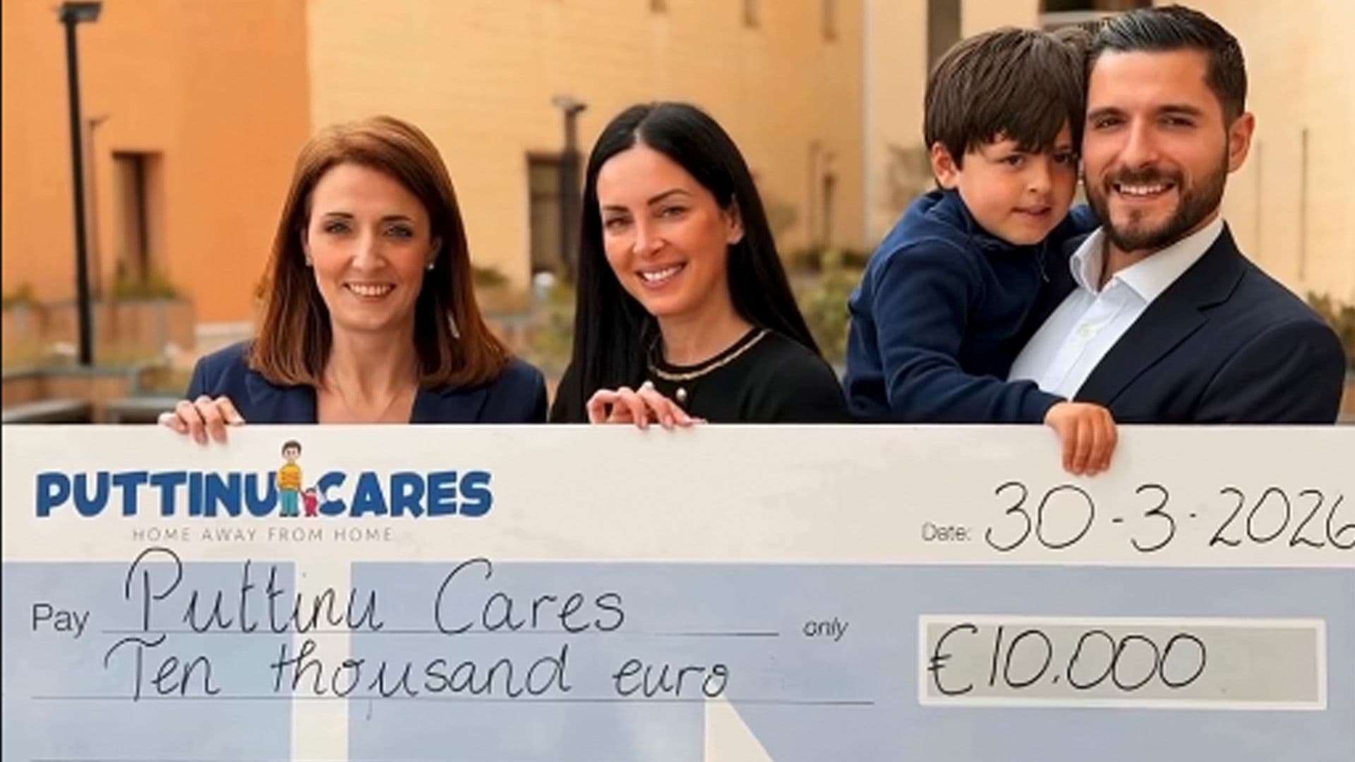 Sarah Bajada Raises €10,000 For Puttinu Cares Through ‘Figolla Kits’