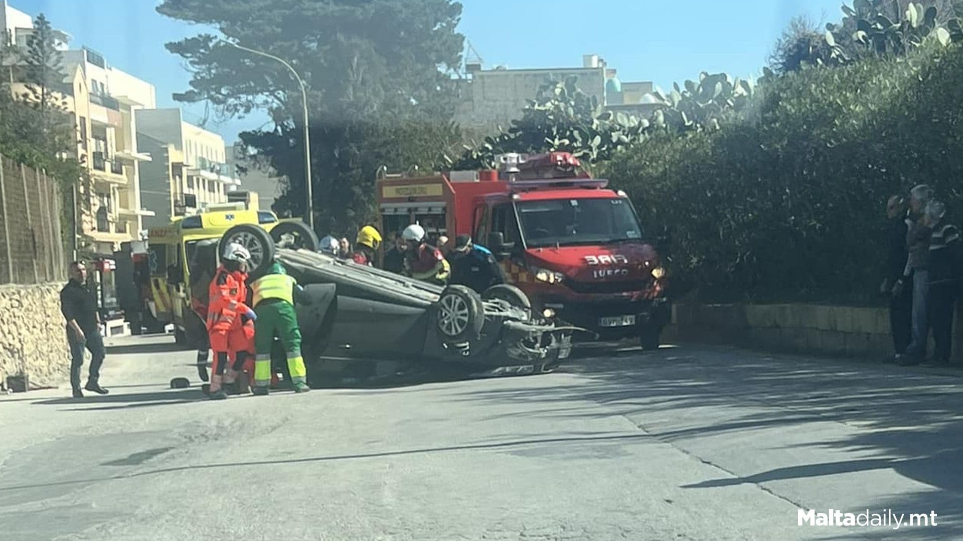 Car Overturns in Victoria, Gozo