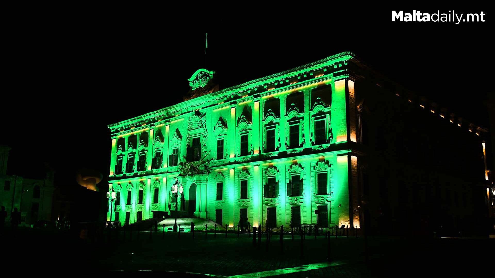 Kastilja Lights Up Green In Awareness Of Mental Health