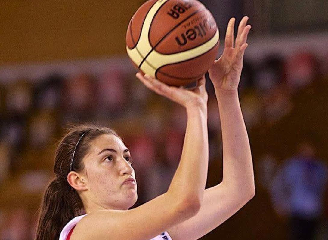 Steffi De Martino’s Legacy Celebrated as Injury Forces Early Retirement
