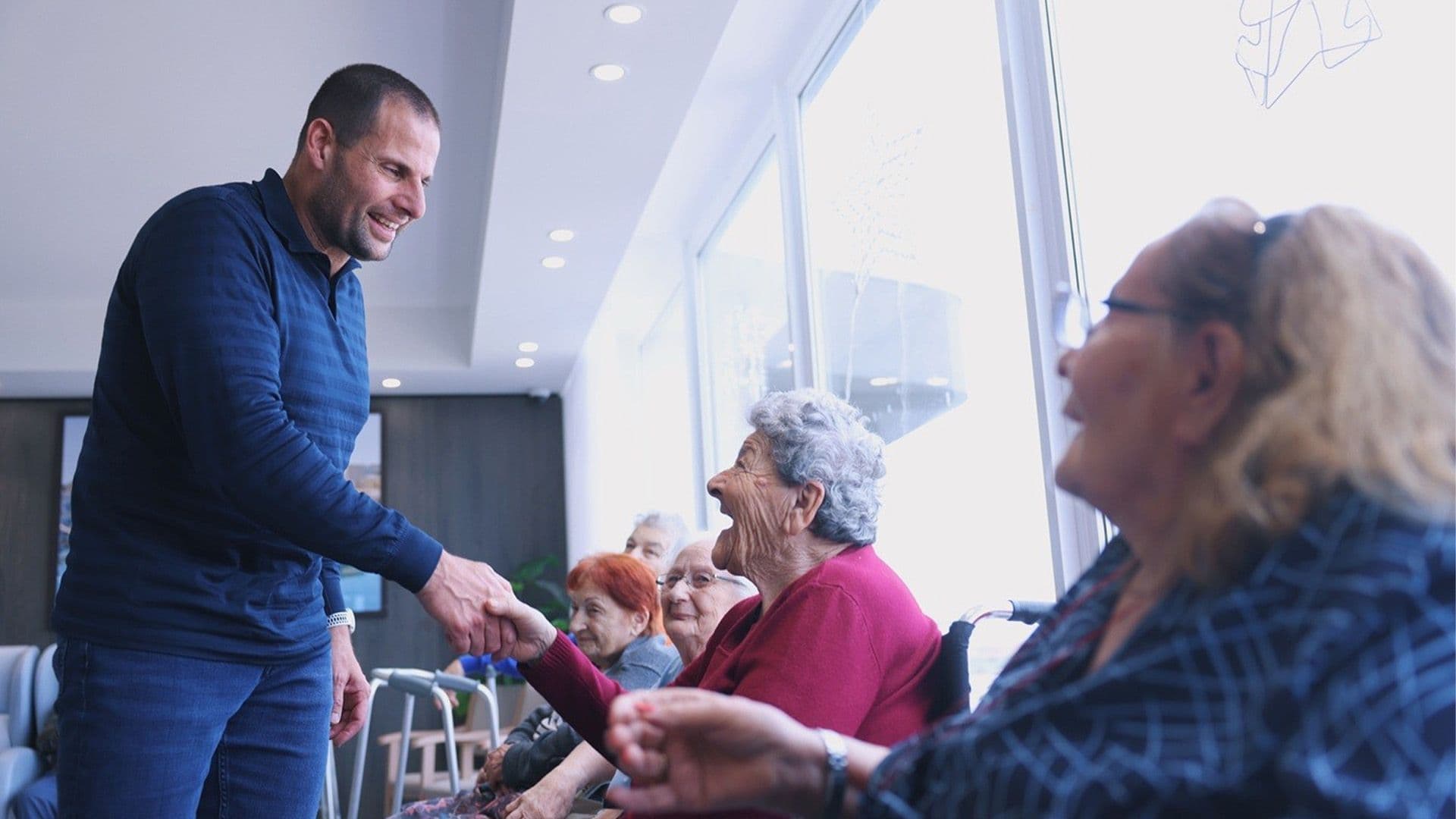 PM Robert Abela Visits Elderly Care Home Ahead Of Christmas