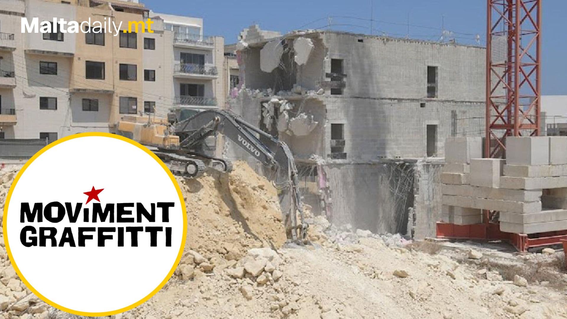 Moviment Graffiti Organises National Protest Against Threatened Landscapes