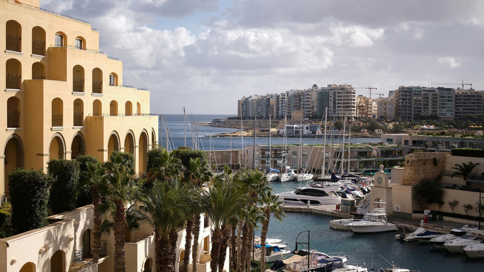 UK TEMPERATURES TO SURPASS MALTA AS WINTER ENDS WITH UNEXPECTED WARMTH