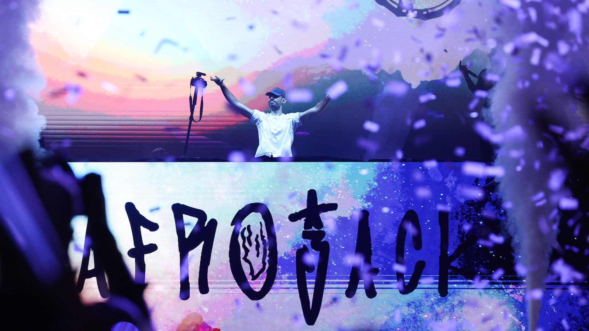 In Photos: Afrojack’s Isle Of MTV Performance