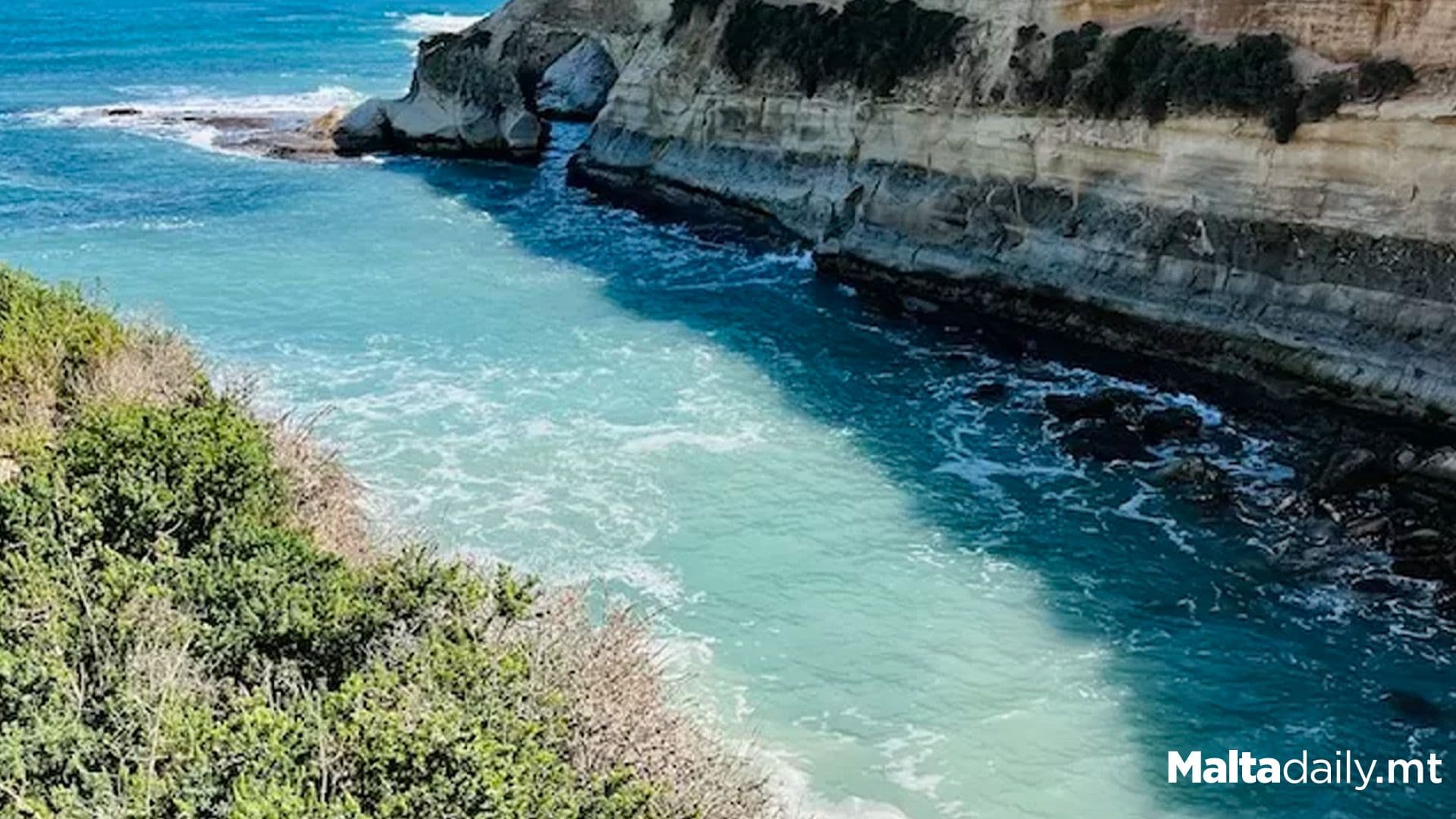 Swimming Not Recommended St.Thomas Bay Due to Water Contamination