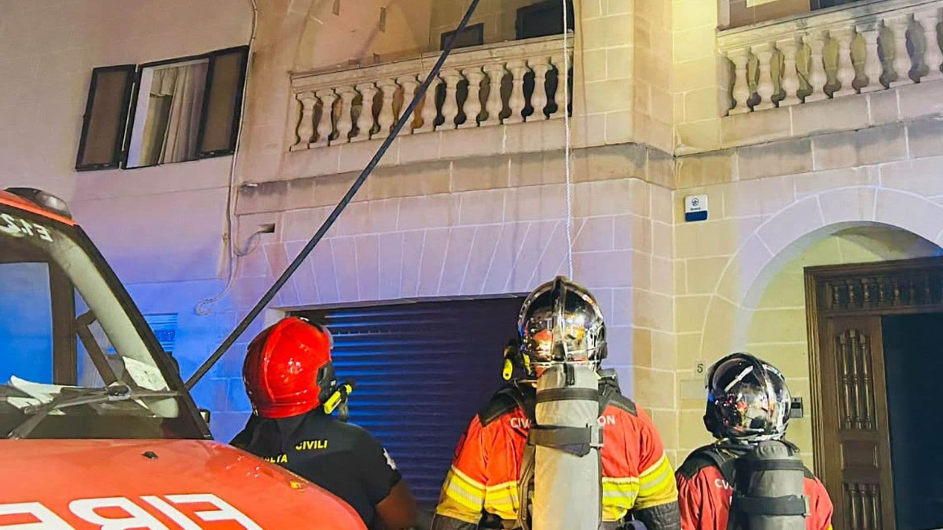 Civil Protection Extinguish Washroom Fire Which Broke Out In Żurrieq Building