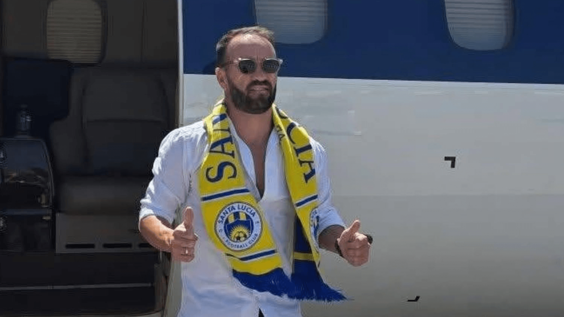 In Photos: Mathieu Valbuena's Presentation As New Santa Lucia Player