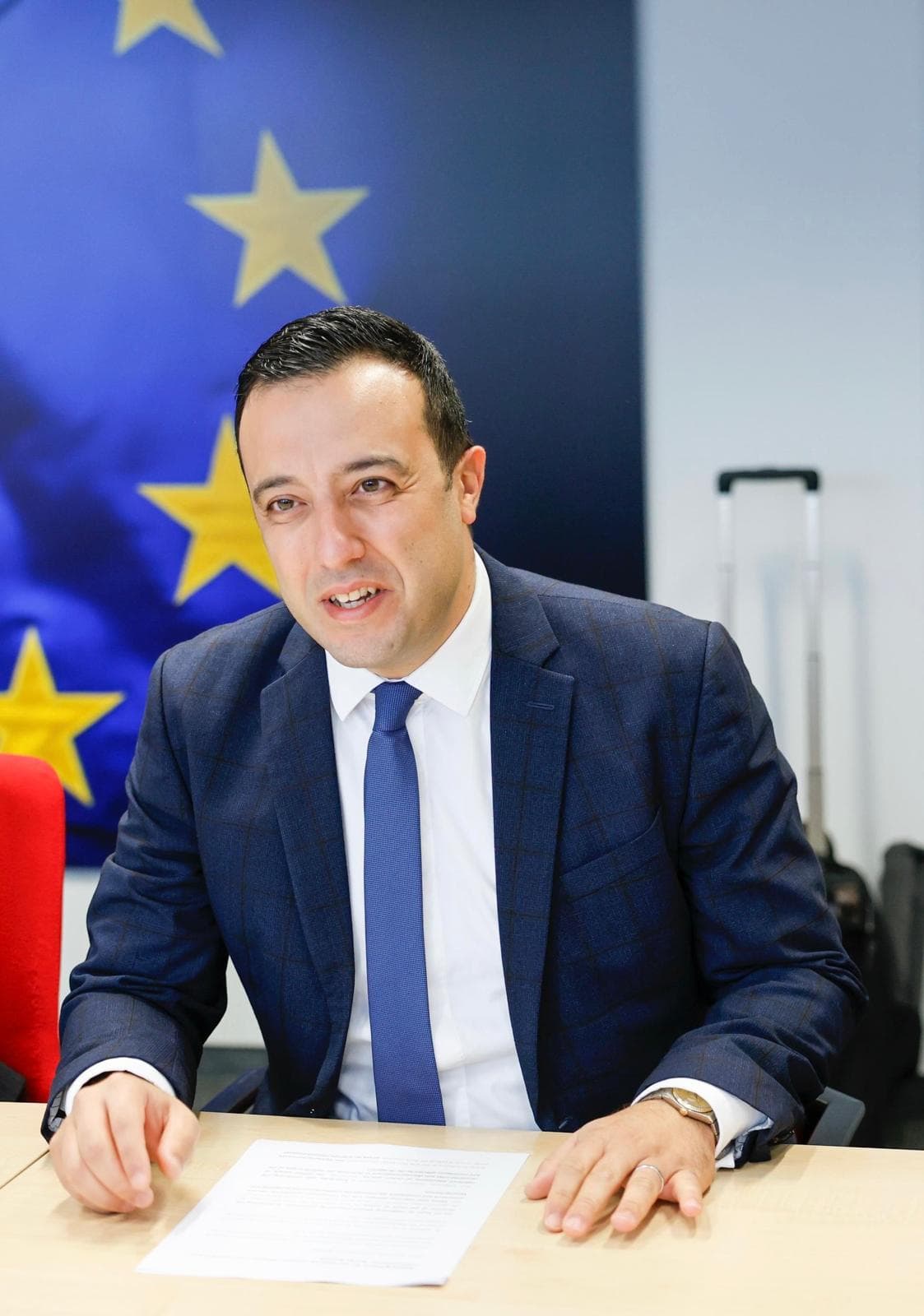 Minister Camilleri Meets EU Commissioner Roswall To Discuss Research Derogation On Seven Songbird Species in Malta