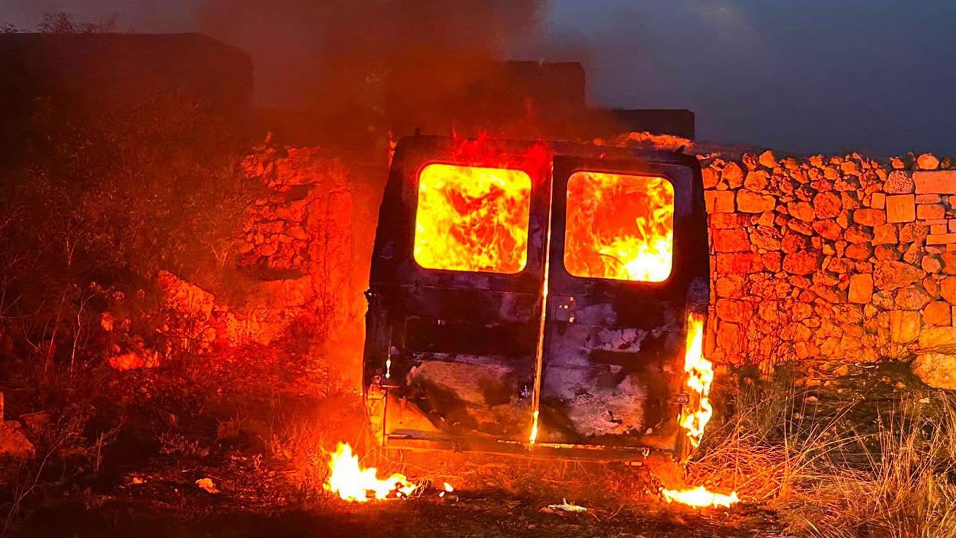 Civil Protection Battle Vehicle Fire In Ħad-Dingli Field