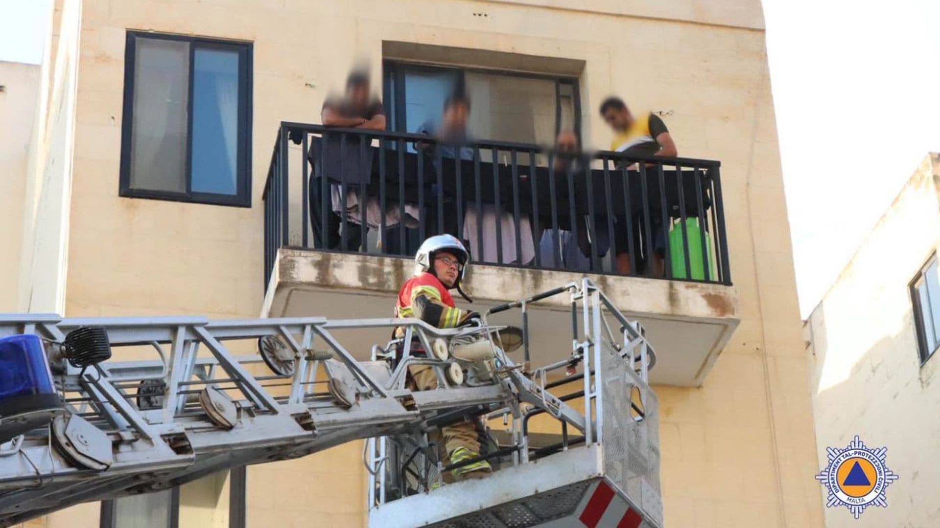 Four Residents Rescued Via Ladder Due To Xlendi Apartment Fire