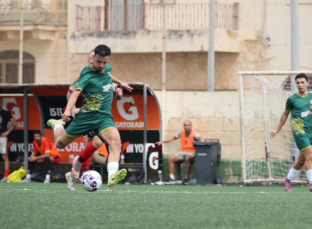 Lions lead the way as SWAN second-tier season gets off to a flying start