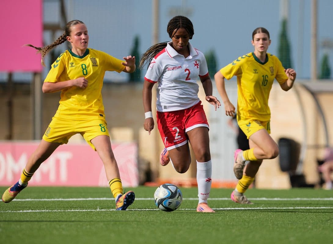 Rising Star Amy Catania Shines on Senior Debut