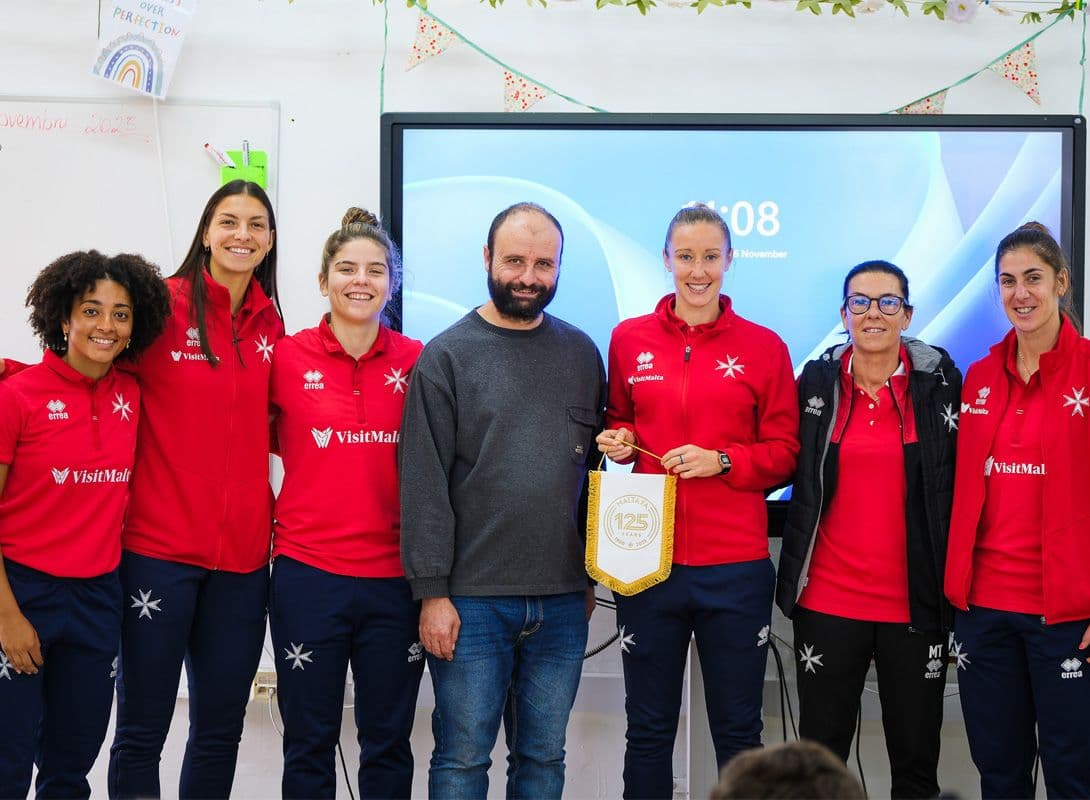 WOMEN’S NATIONAL TEAM INSPIRES STUDENTS AT MARIA REGINA COLLEGE