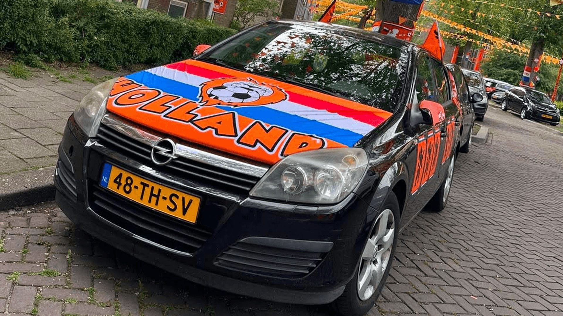 Street In The Netherlands Transformed Into A Sea Of Orange Amid World Cup