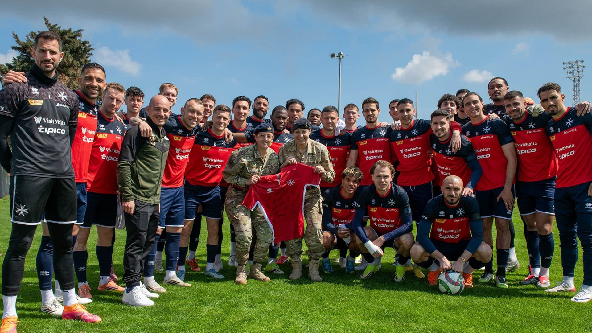 MALTA NATIONAL TEAM AND ARMED FORCES UNITE FOR CHARITY AHEAD OF PLAYOFF
