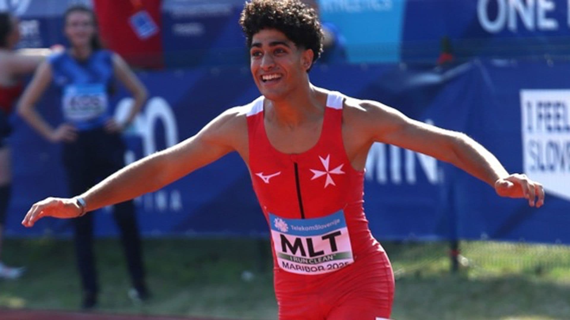 BEN SALNITRO SETS NEW NATIONAL U20 AND U23 HURDLES RECORDS