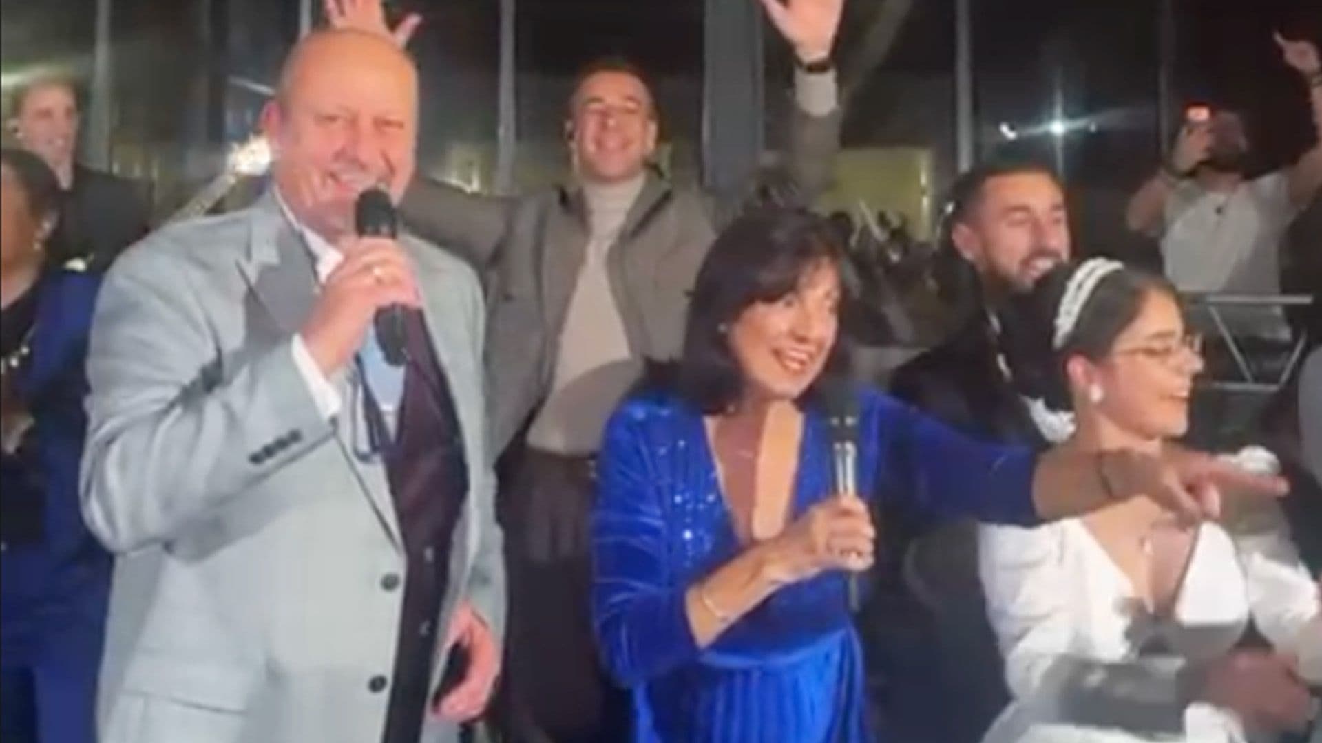 Simpatiċi Cast Perform Iconic Theme Song At Wedding