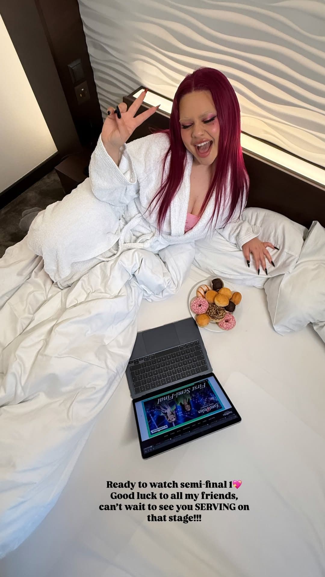 Miriana Conte Watches Semi-Final From Hotel Bed