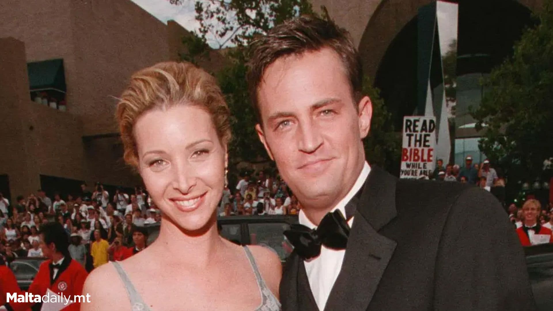 Lisa Kudrow Admits That She Can Only Watch ‘Friends’ Now That Matthew Perry is Dead
