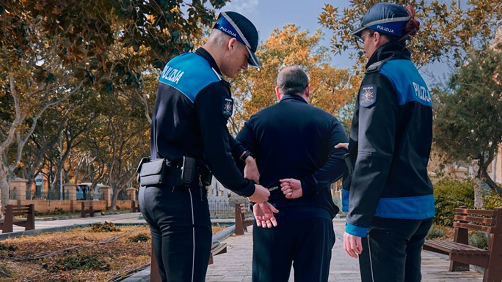 Serial Thief Arrested By Police After Multiple Snatch & Grabs