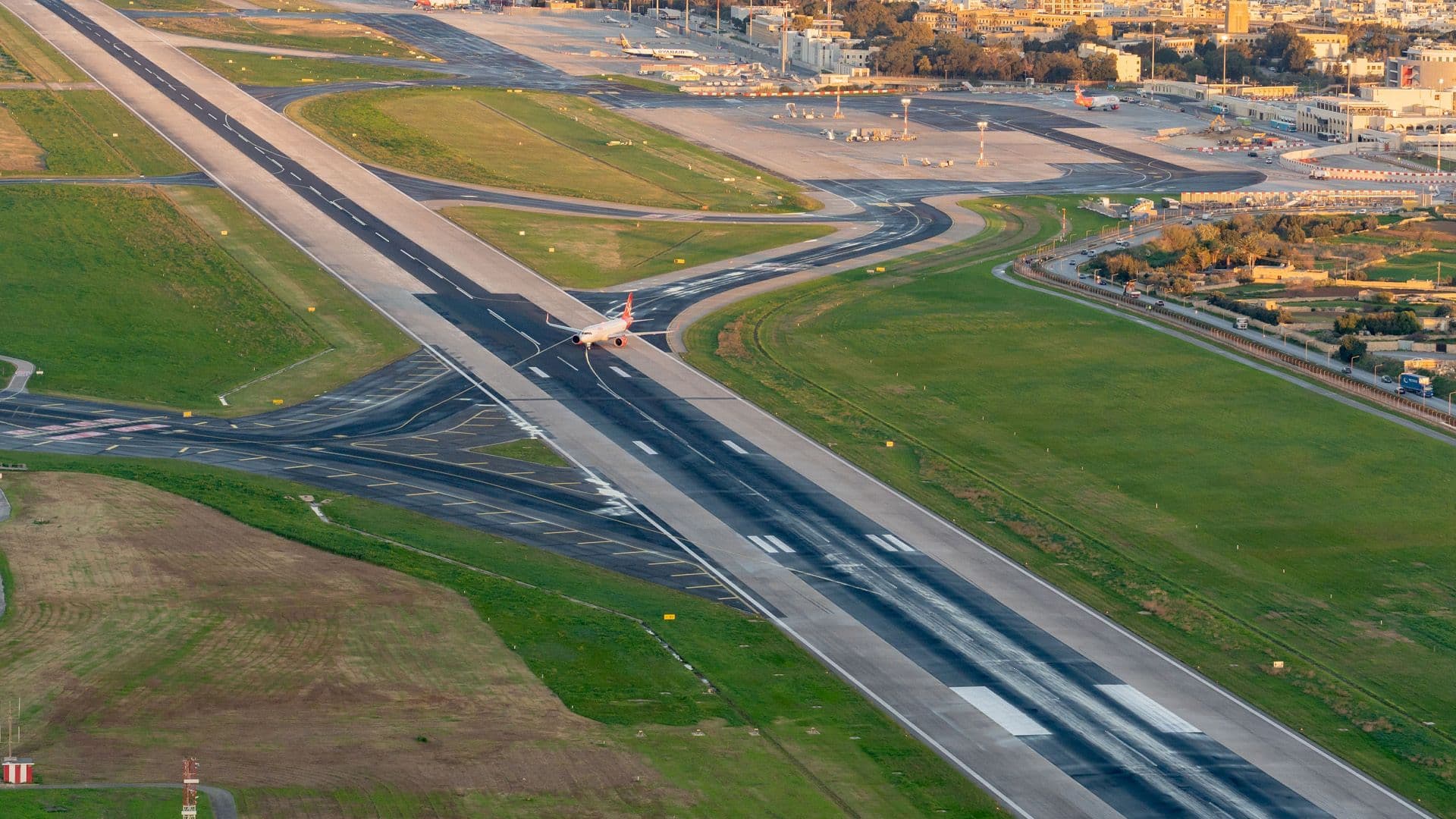 Malta Airport To Avoid 1,000 Tonnes Of CO2 Annually In New Airfield Electrification