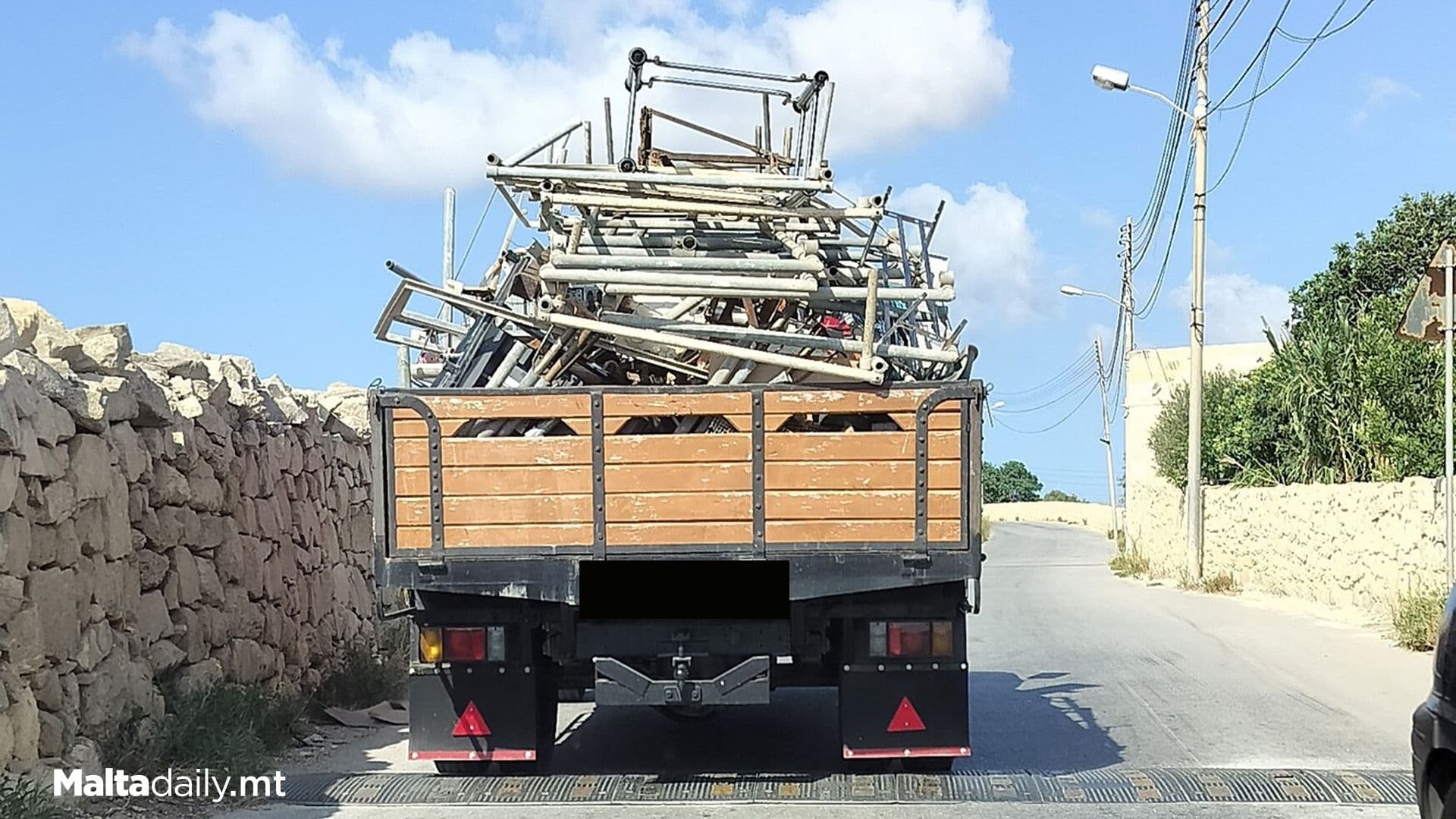 More Uncovered Truck Loads Raise Road Safety Concerns